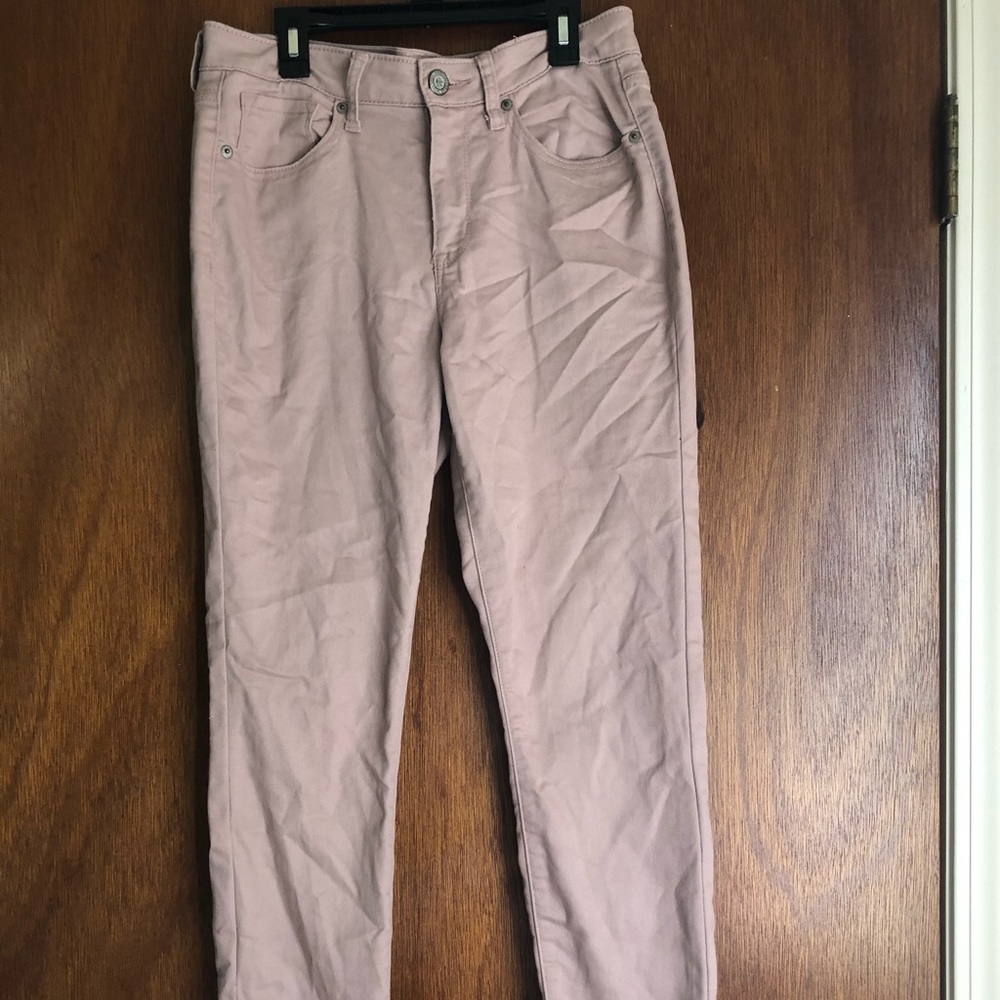 Light pink jeggings